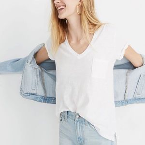 Madewell (white) Whisper cotton v-neck pocket tee size XS